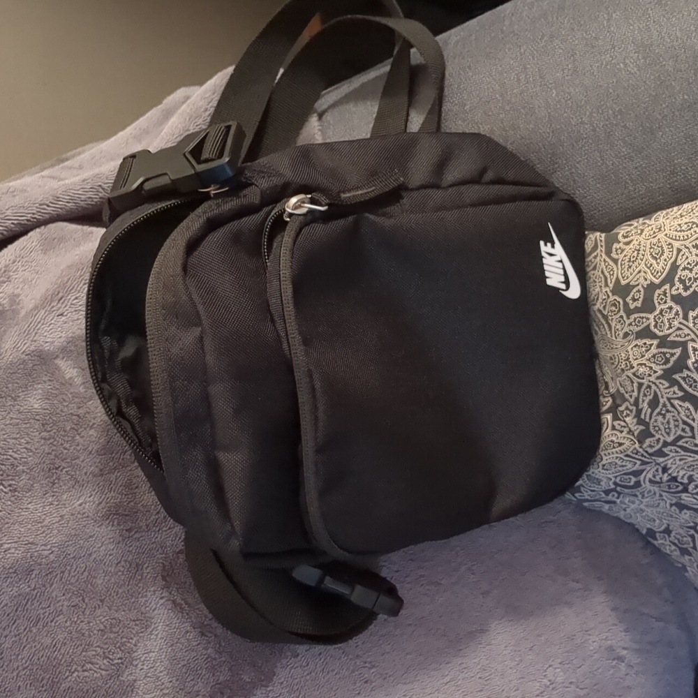 Nike crossbody bag